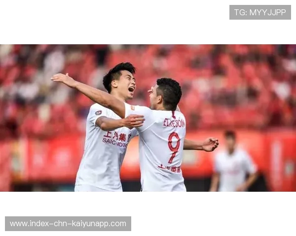 勒沃库森高位施压保持强度